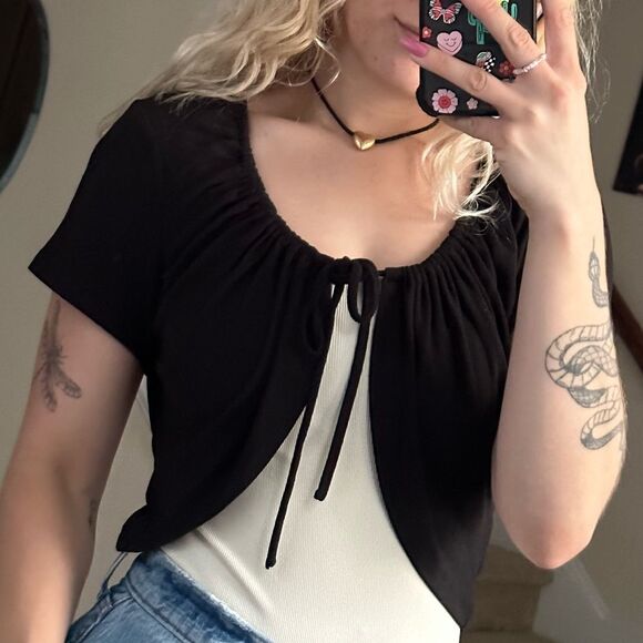 Princess Polly Open Front Tie Top/Short Sleeve Cardigan - Picture 3 of 6